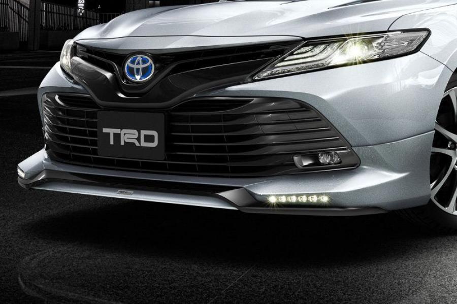 Детали экстерьера Toyota Camry by TRD 2017 года  (фото 4 из 15)